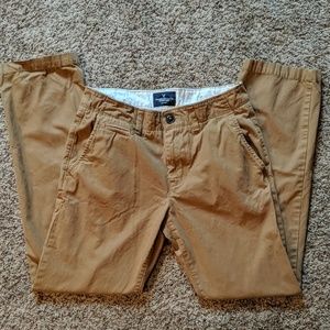 Dark tan khaki American Eagle 29 x 32